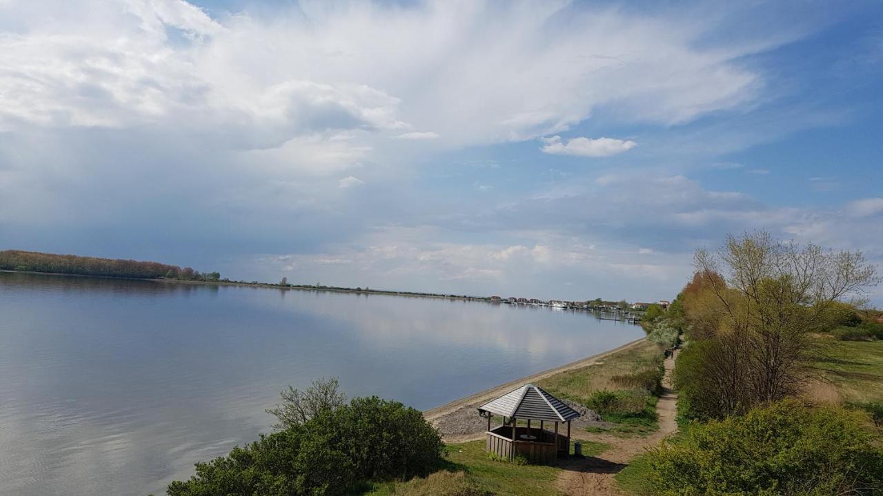 Ferienhaus An Der Ostsee Рерик Экстерьер фото